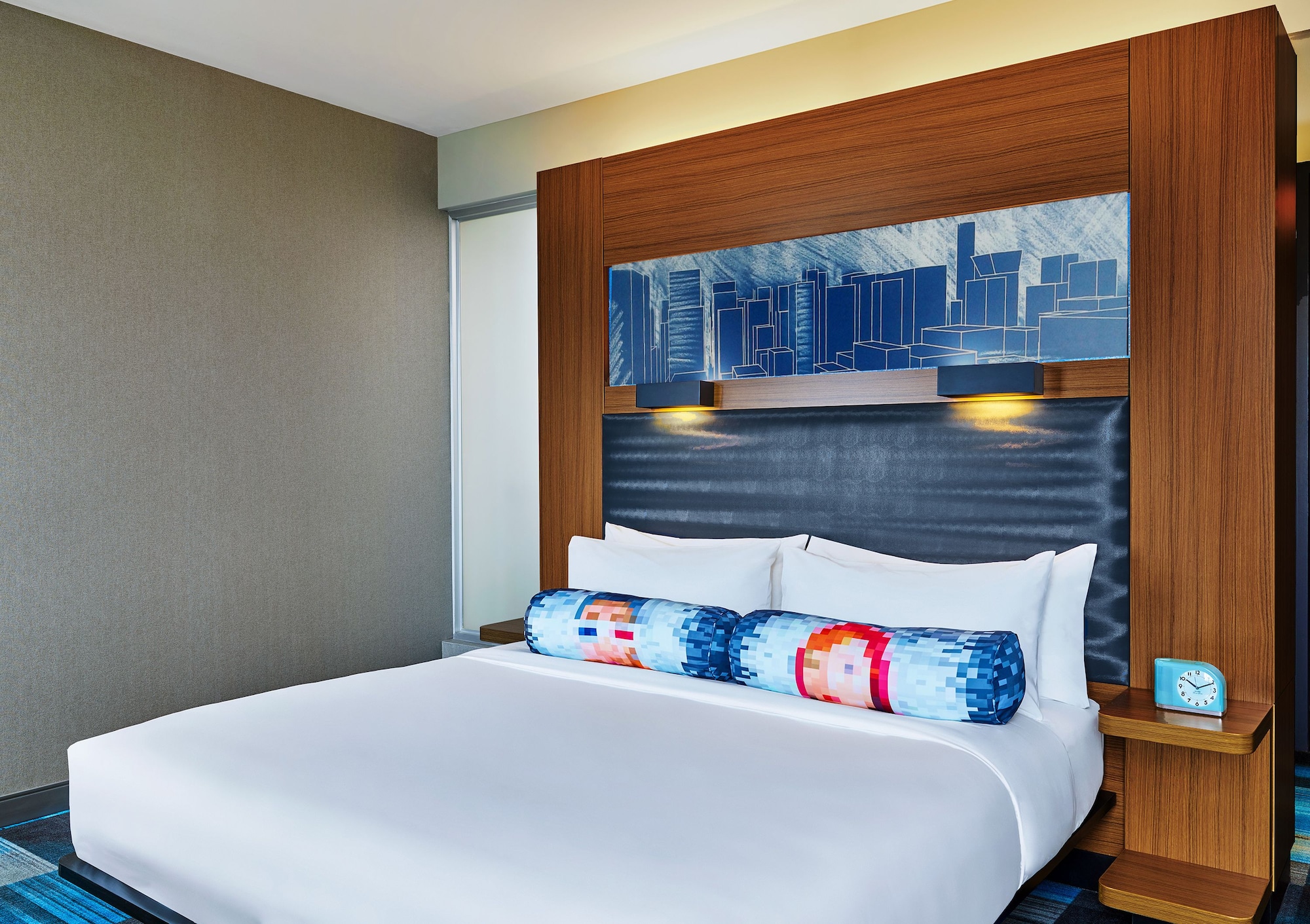 Aloft, King Bed