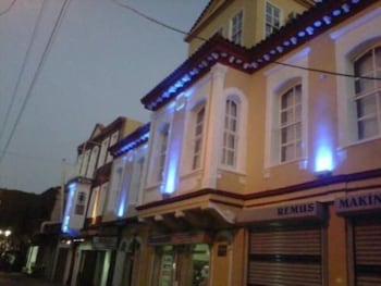 Antikhan Hotel 3/49
