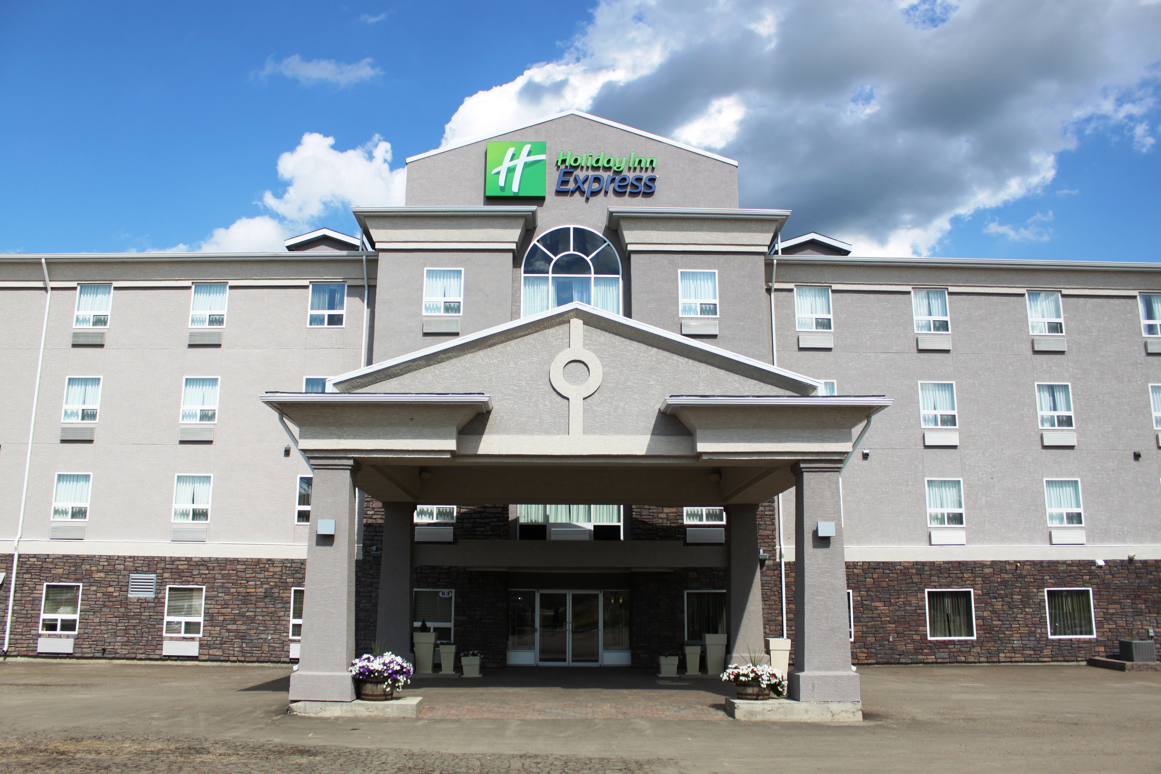 HOLIDAY INN EXPRESS YORKTON EAST 1/39