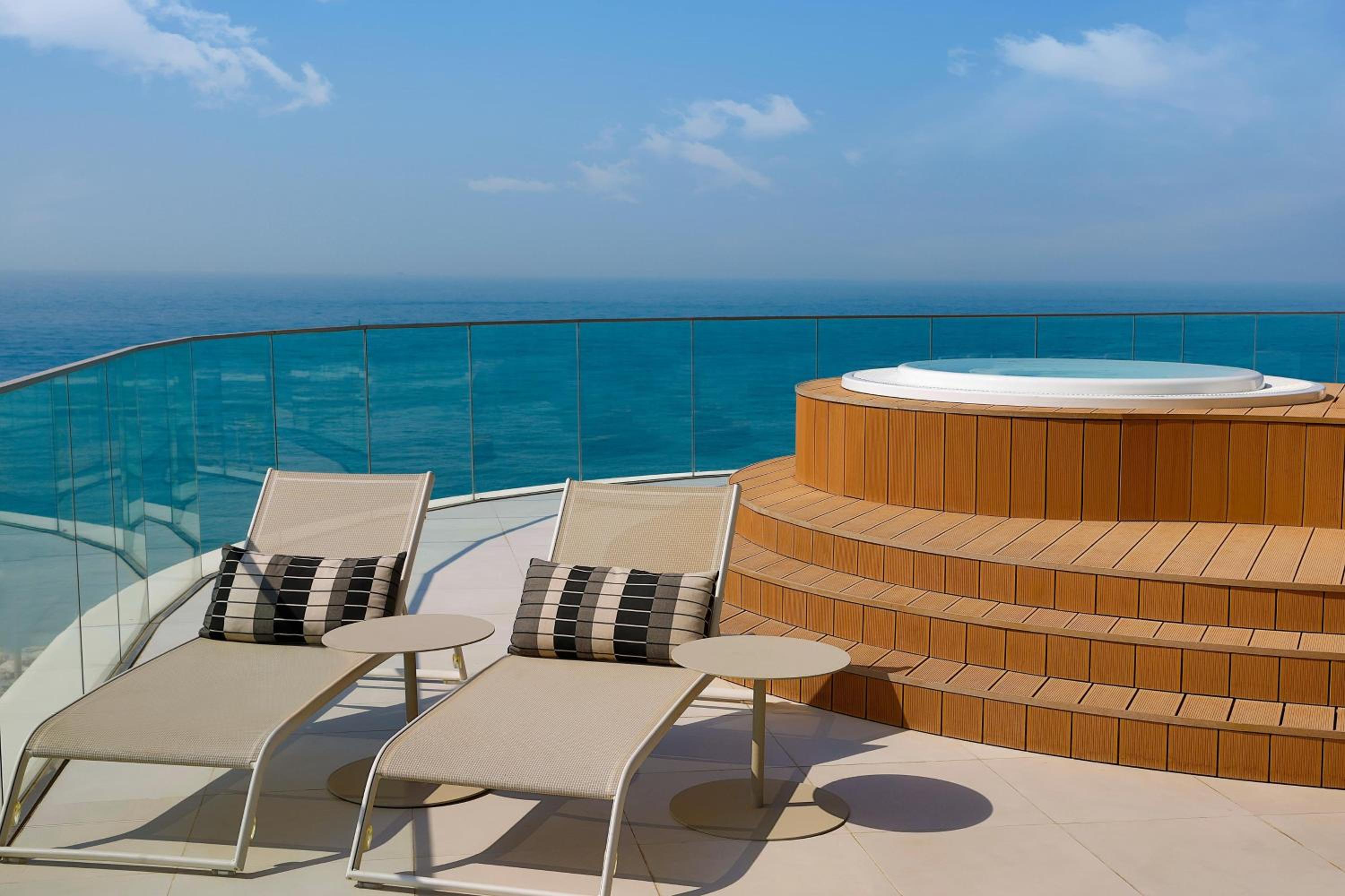 W Dubai – The Palm in DUBAI