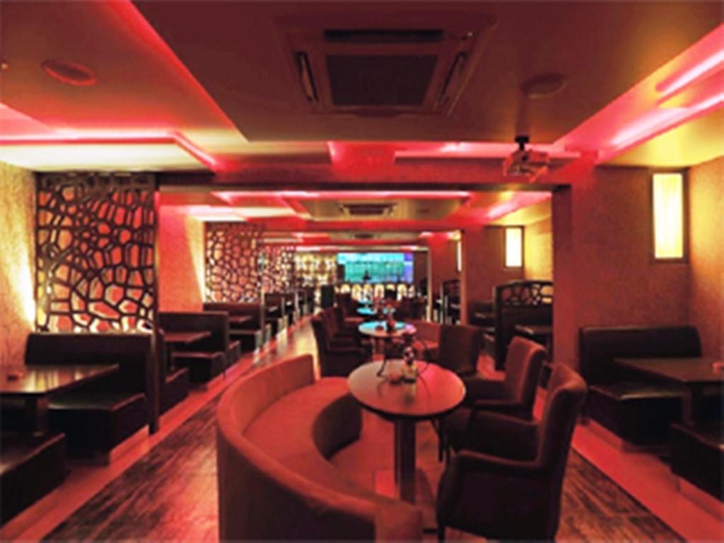 HOTEL BRIJWASI LANDS INN 40/55