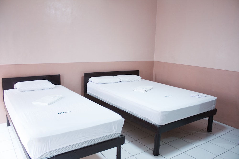 Gv Hotel Borongan 15/26