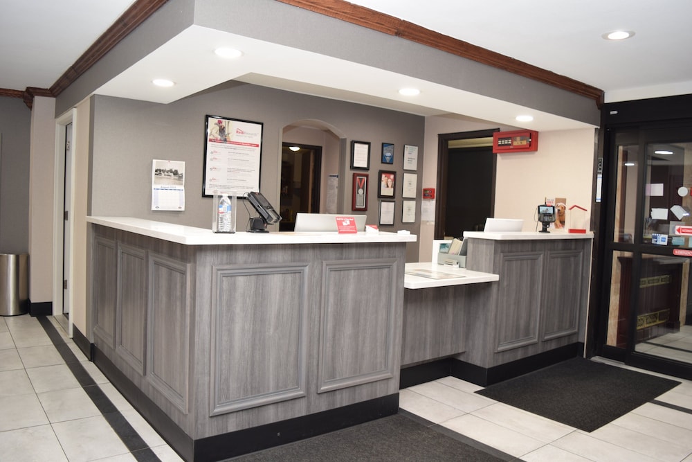 Red Roof Inn Batavia 9/47
