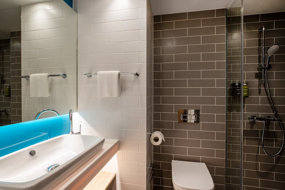 Holiday Inn Express Cambridge West - Cambourne 16/52