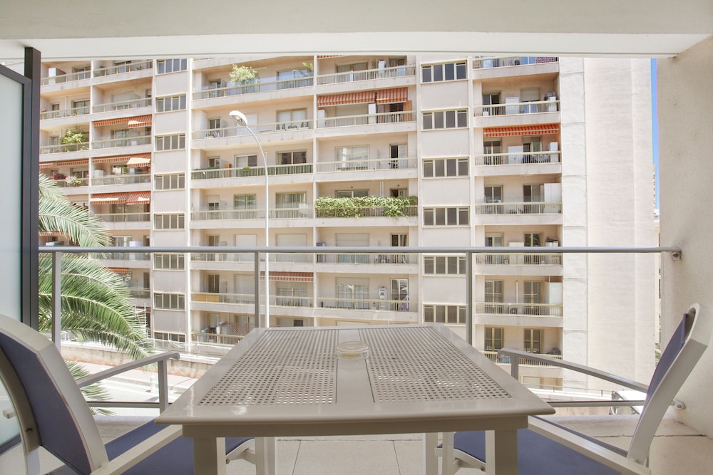 Appart'hotel Odalys City Monaco Les Hauts de la Principaute 5/80