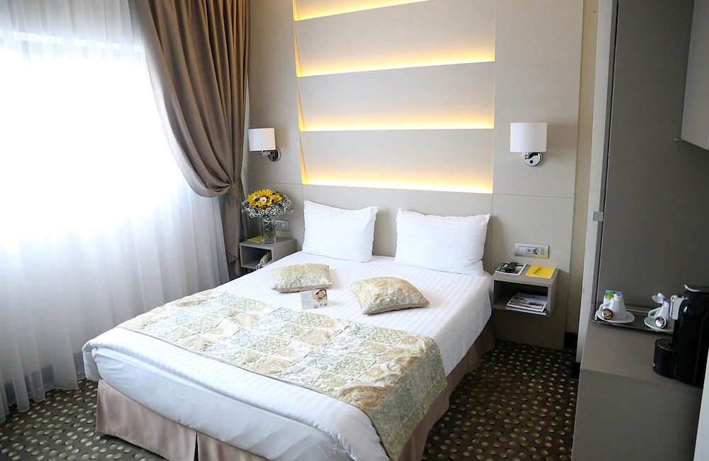Leonardo Hotel Bucharest City Center (ex Golden Tulip Victoria) 10/38