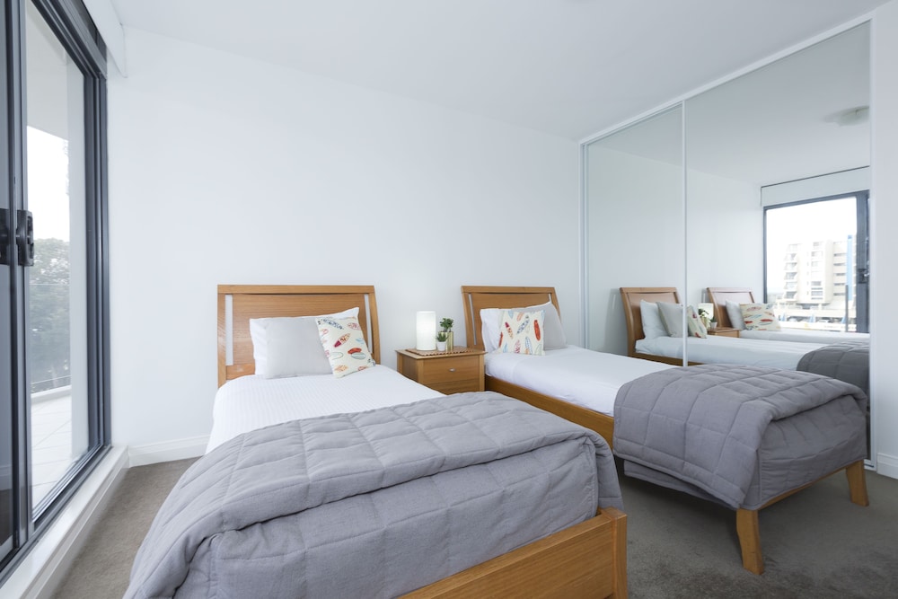 Sevan Apartments Forster 23/74