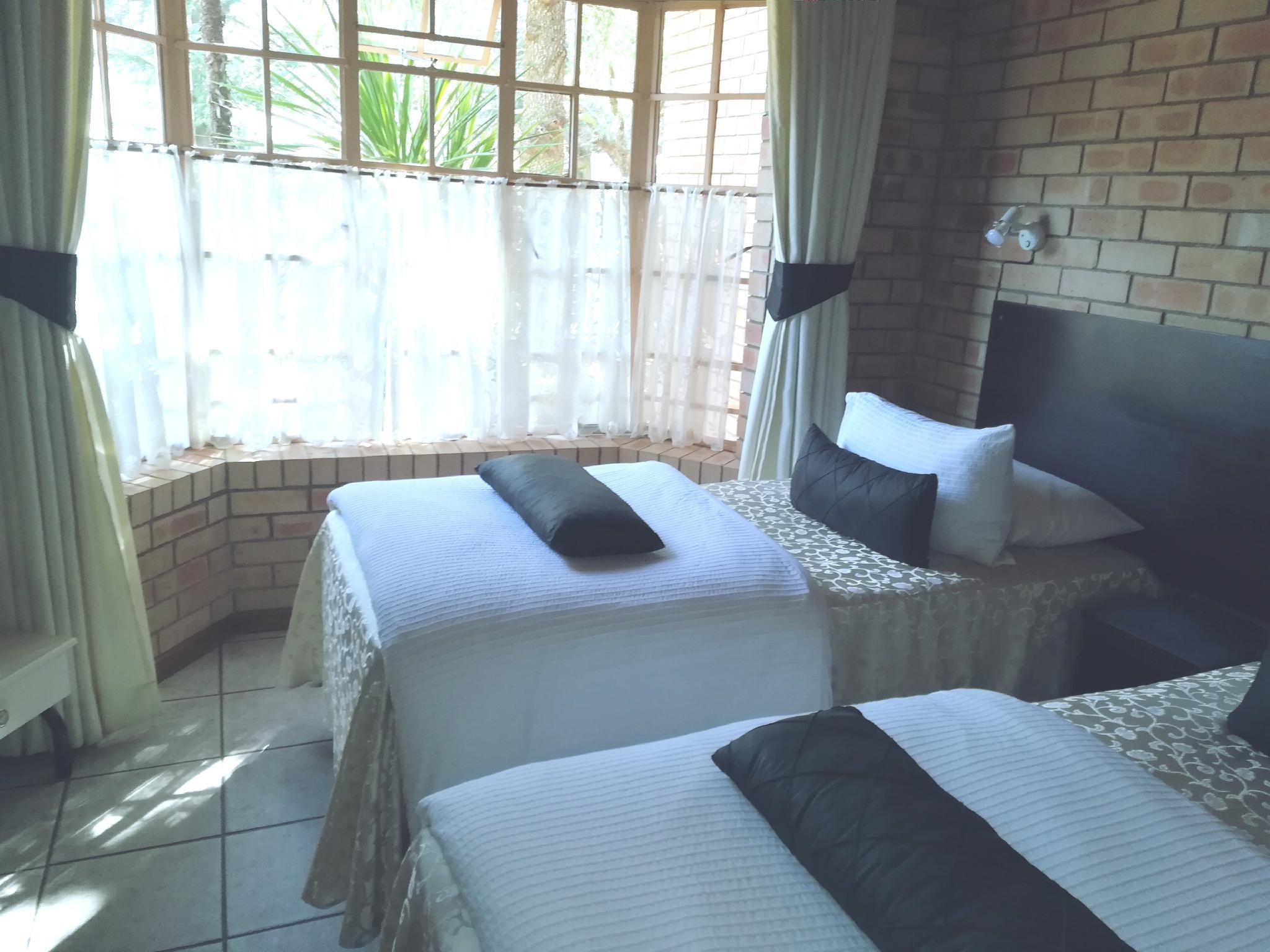 Eddies B&B/Self-catering 12/30