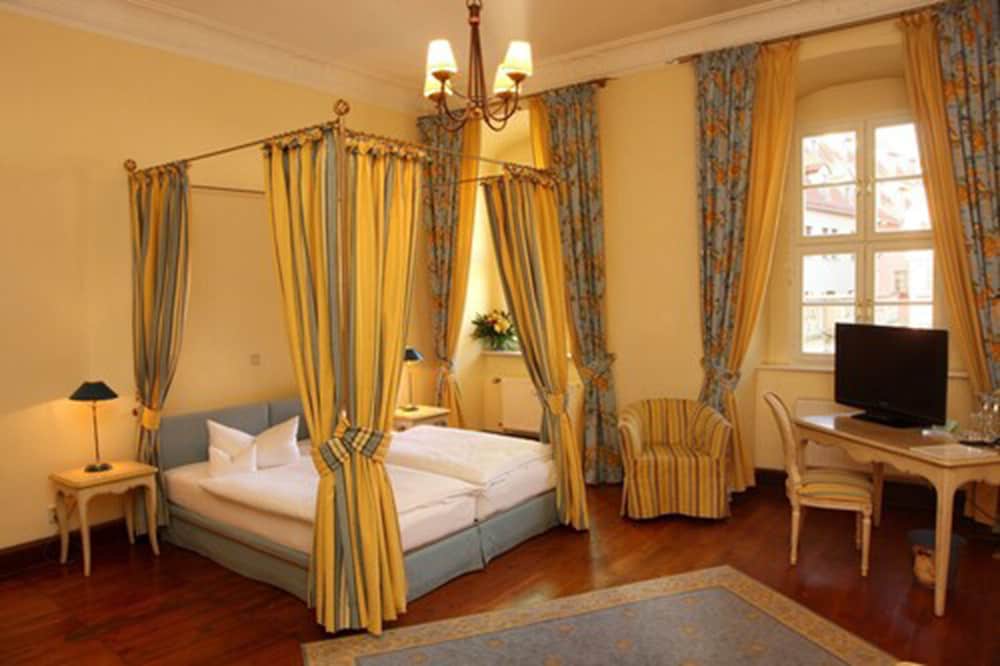 Hotel Graf von Mansfeld 14/50