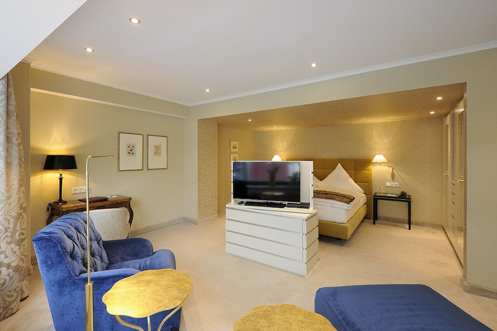 APARTMENT, KING BED