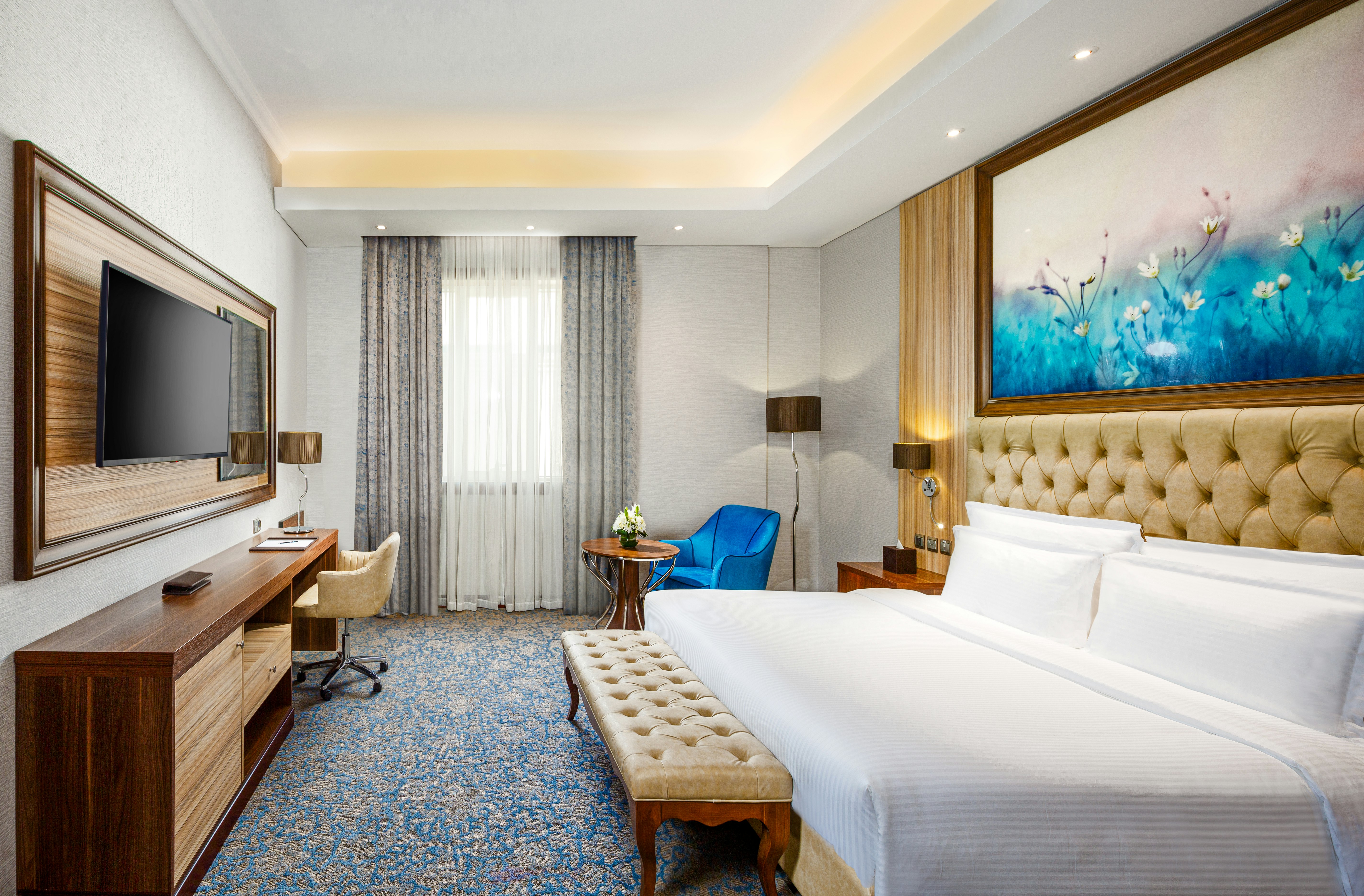 SUPERIOR, KING BED