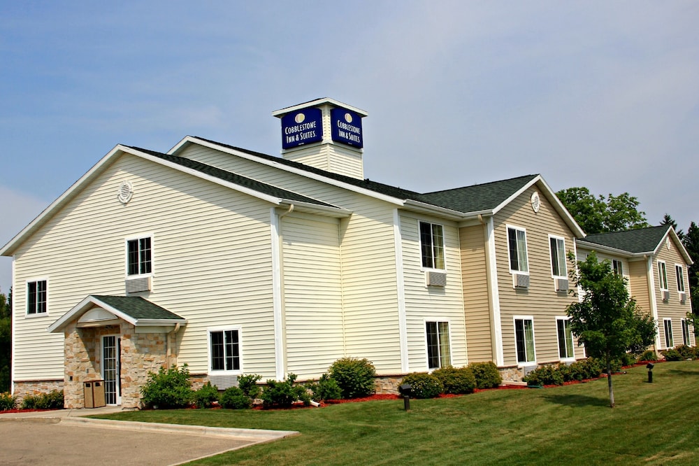 Cobblestone Inn & Suites Durand 1/45