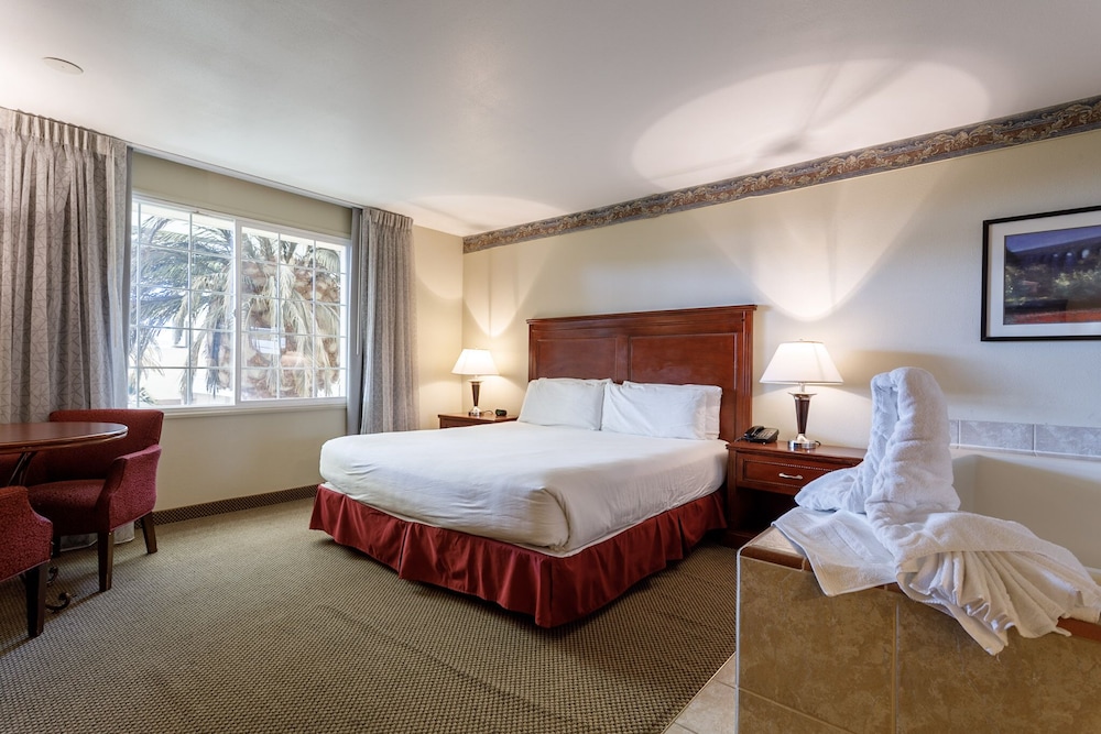 Wendover Nugget Hotel & Casino by Red Lion Hotels 13/60