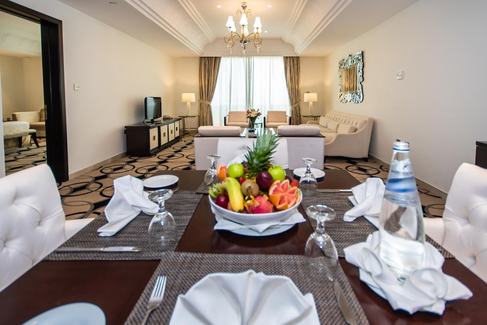 Mirfa Hotel 50/69