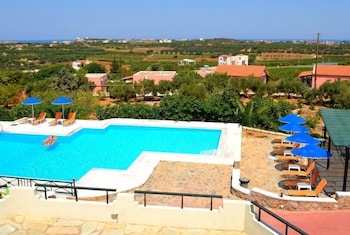 Aloni Suites 28/35