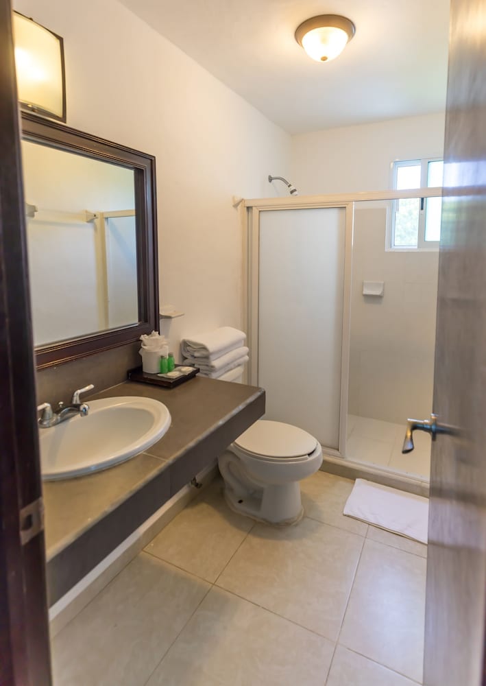 Las Gaviotas Hotel Suites 24/51