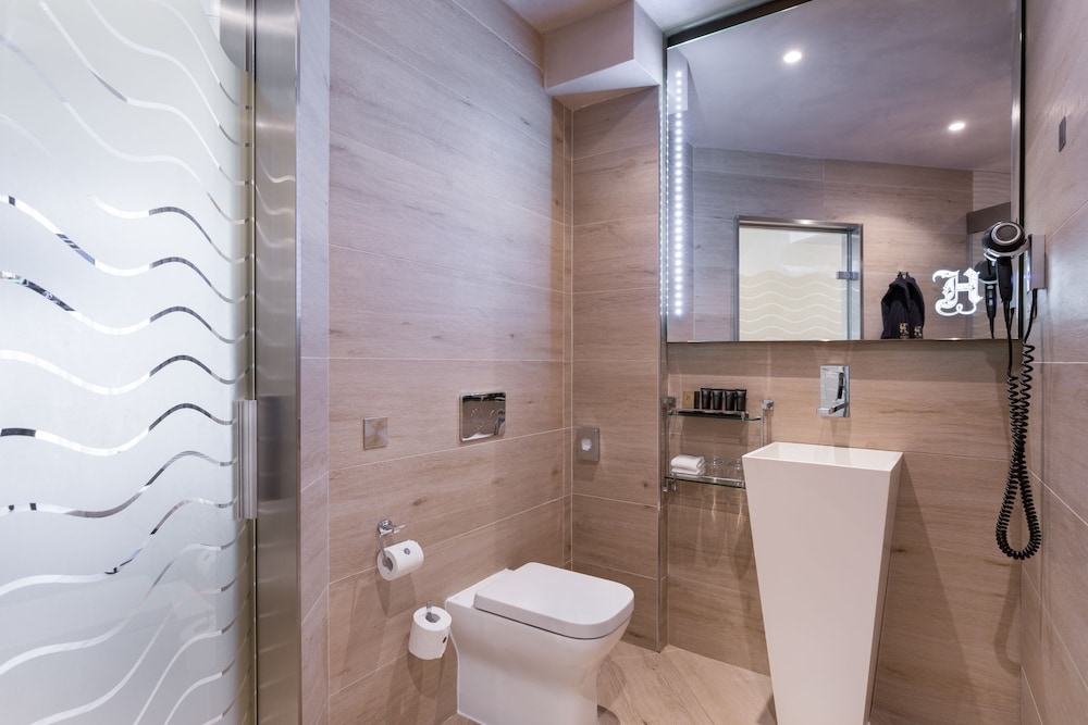 Hugos Boutique Hotel - Adults Only 70/76
