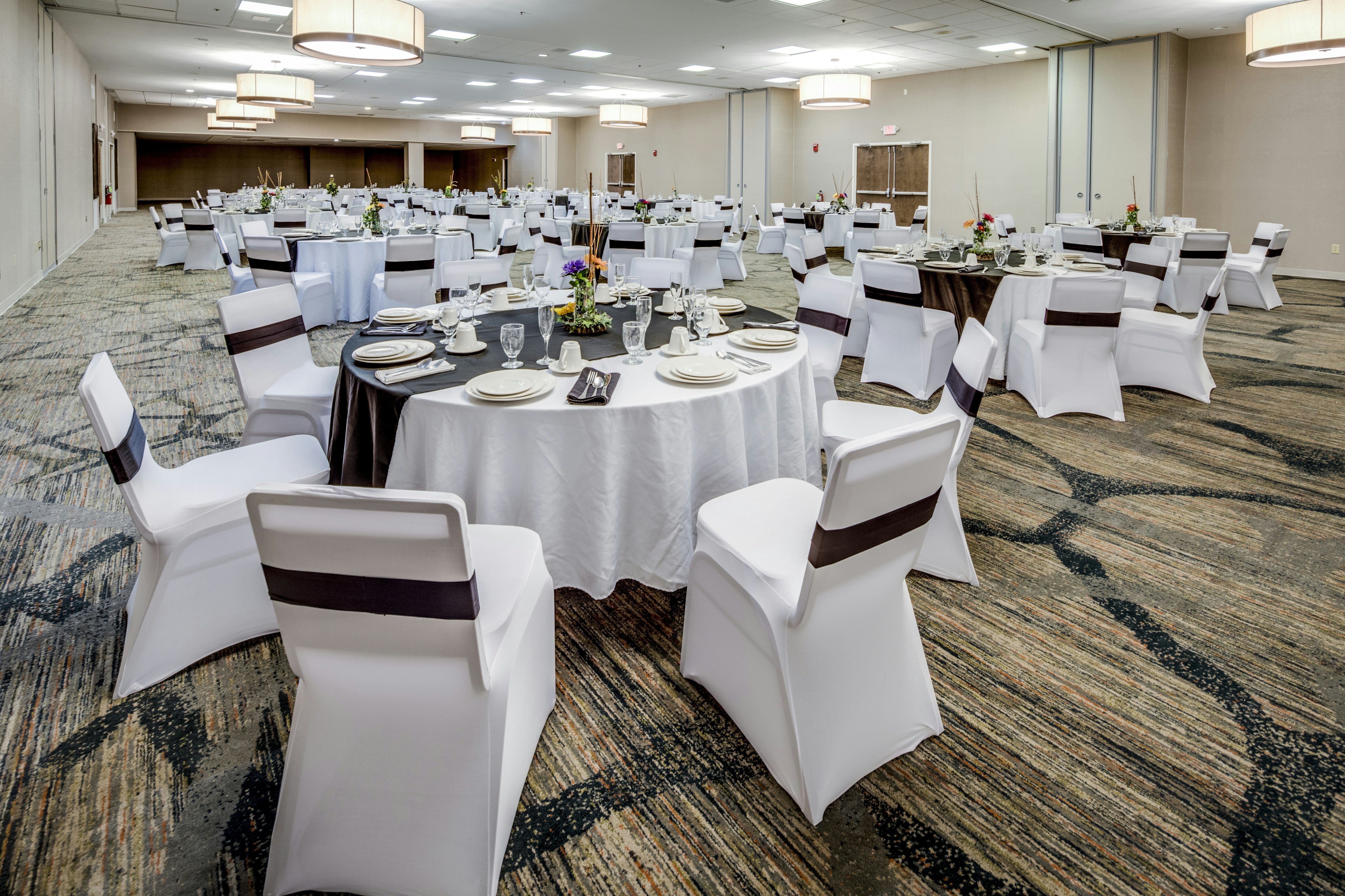 Doubletree By Hilton Huntington 21/26