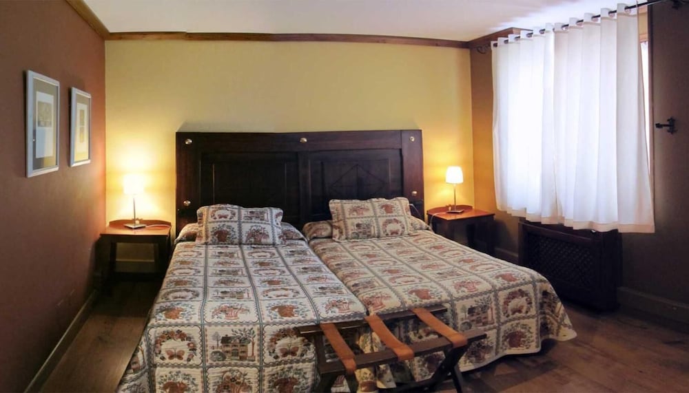 Hotel Hospital de Benasque 12/47