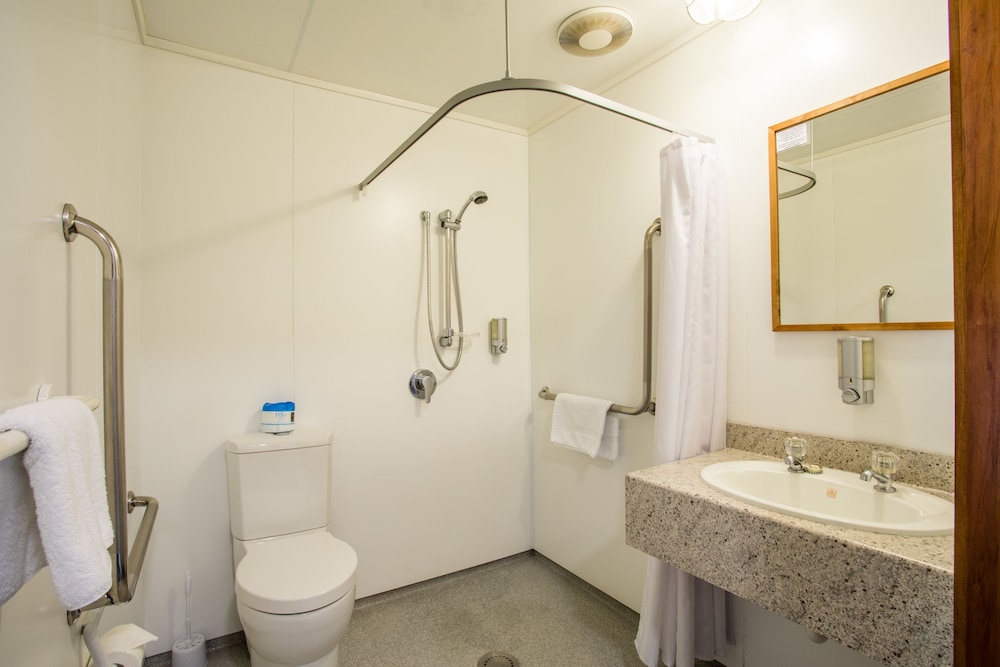 Te Anau Top 10 Holiday Park 54/58