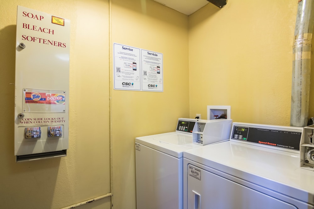 Motel6 Saint Paul, MN - I-94 14/54