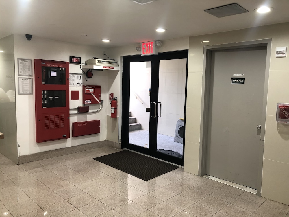 The Vue Hotel Express 5/17