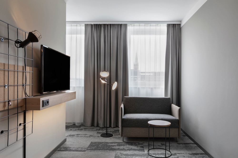 Moxy Duesseldorf City 45/50