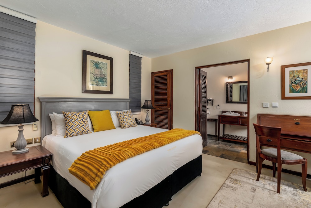 The Emin Pasha Hotel 10/46