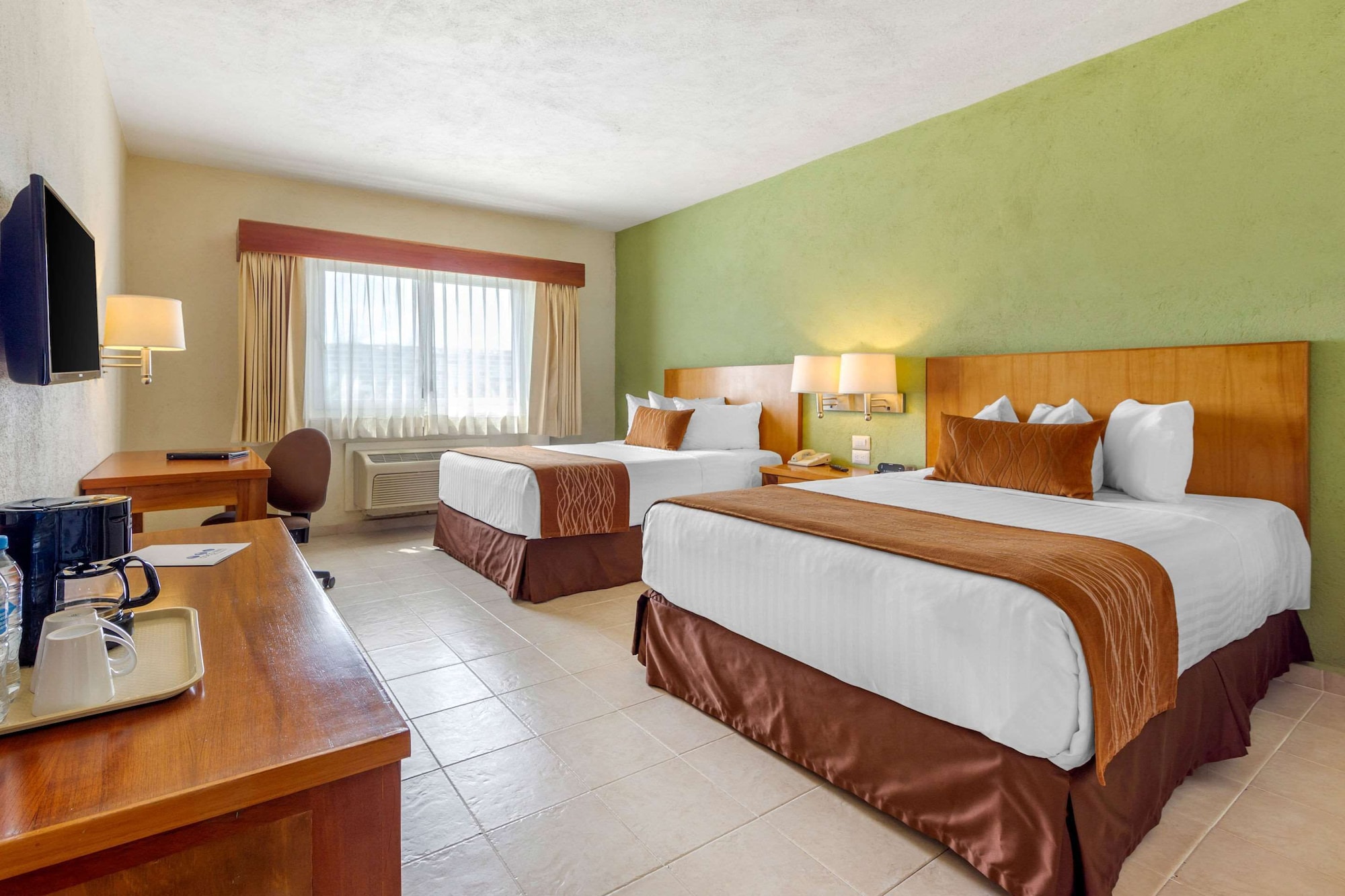 Suite, 2 Double Beds