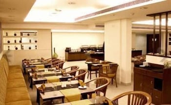 EVOMA HOTEL 40/57