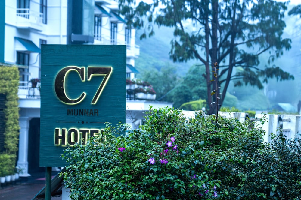 Hotel C7 40/43