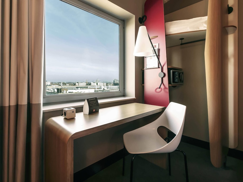 Ibis Amsterdam City West Hotel 63/63
