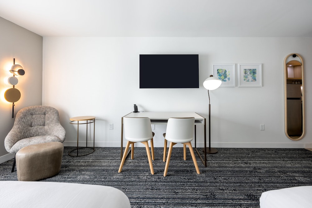 TownePlace Suites Canton Riverstone Parkway 29/38
