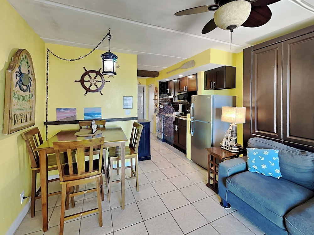 Beacher's Lodge 40/51