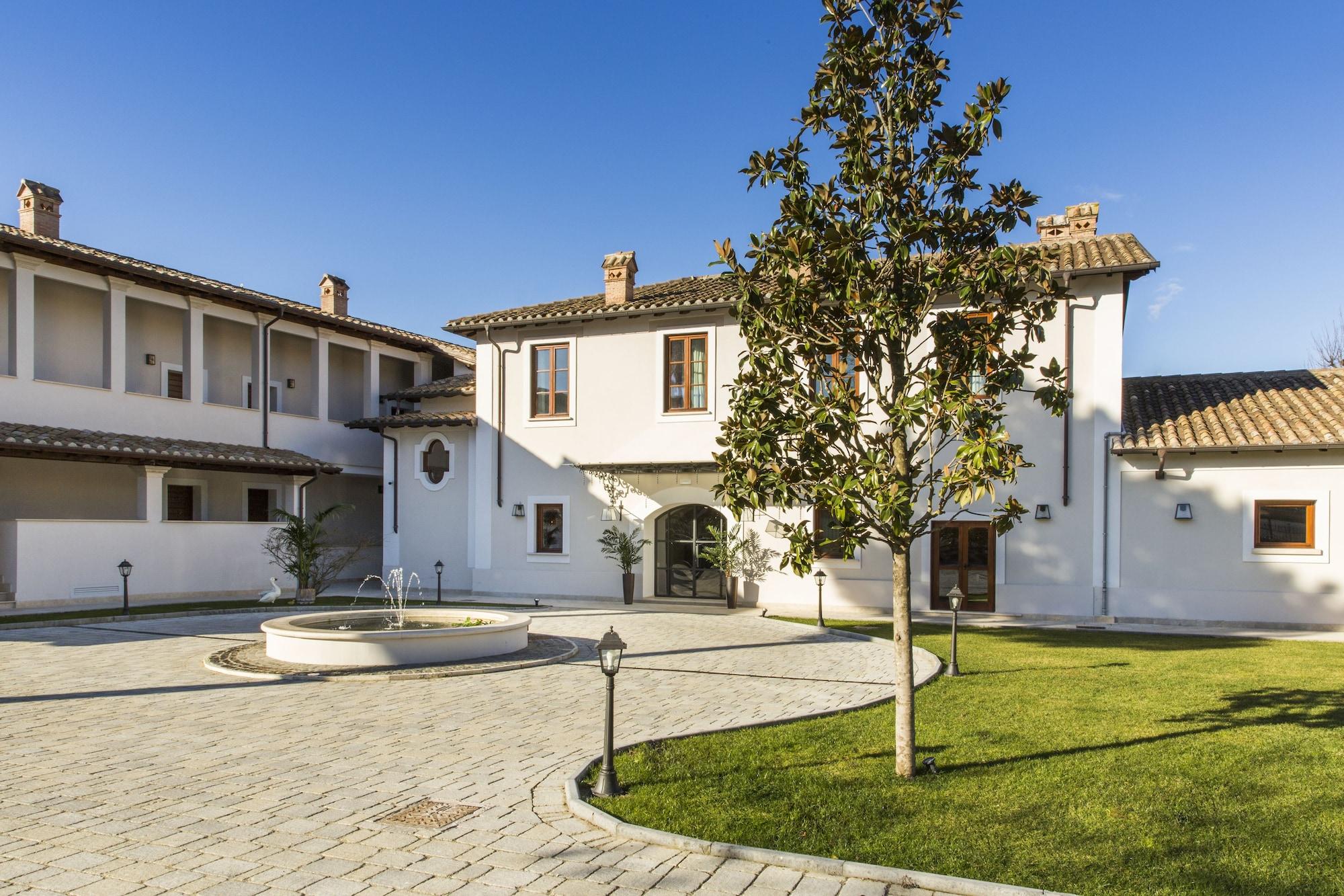 Favilla Hotel Di Charme 50/56