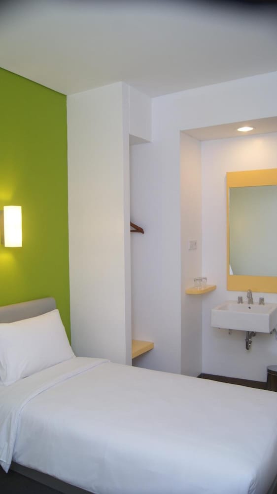 Amaris Mangga Besar 15/45