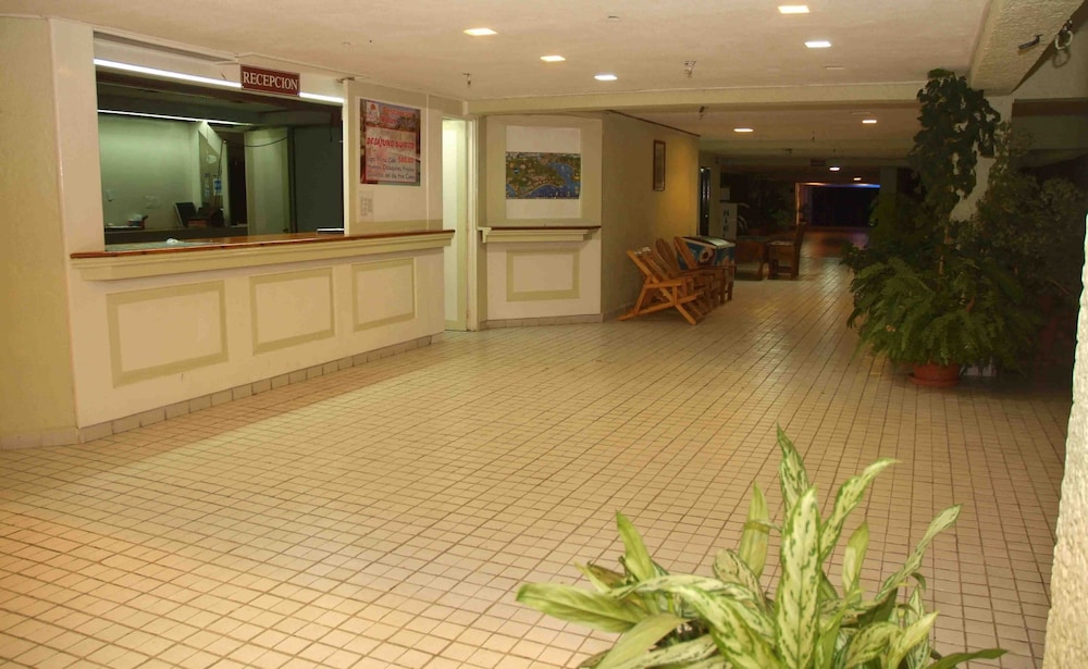 Villas Paraiso Hotel 7/32