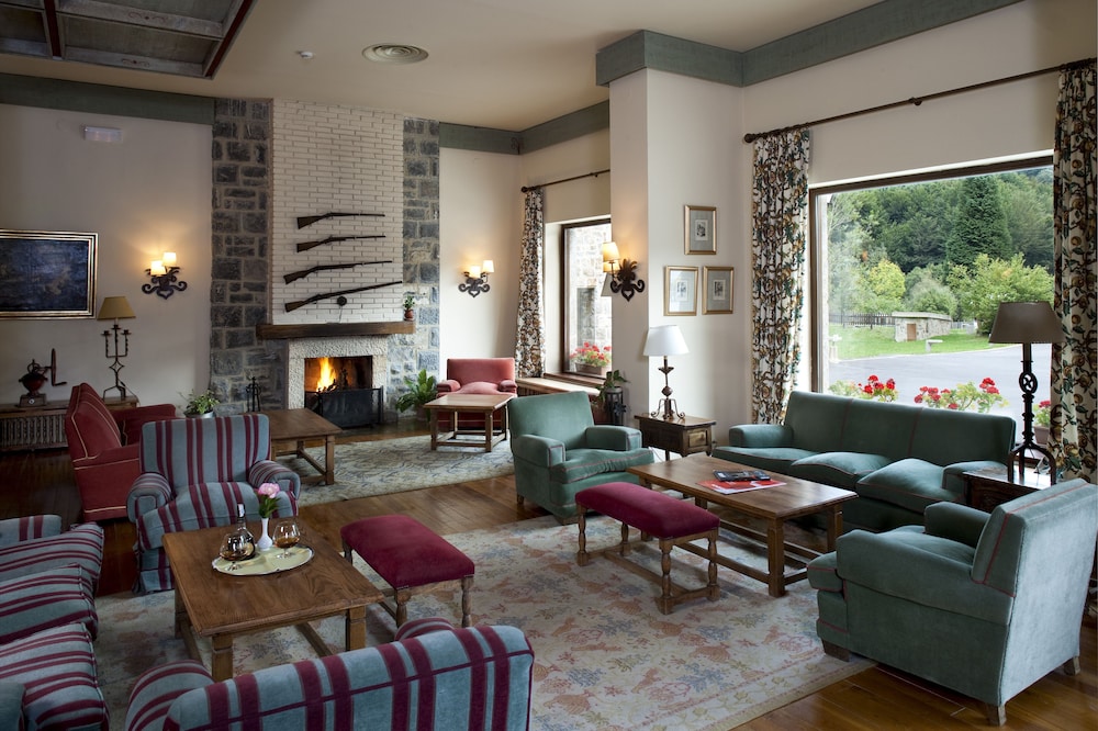 Parador De Fuente De 33/66