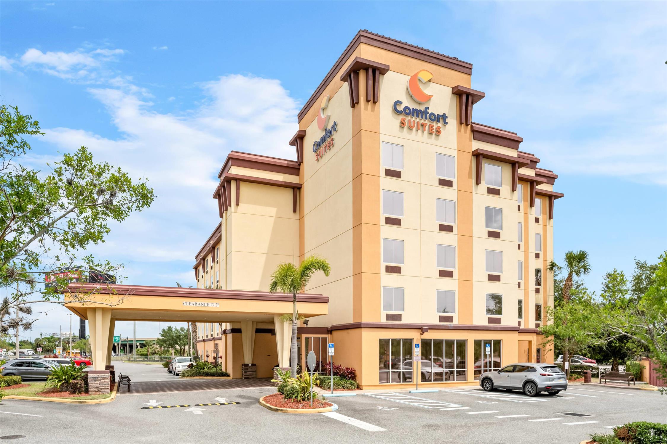 Comfort Suites Orlando International Airport 35/35