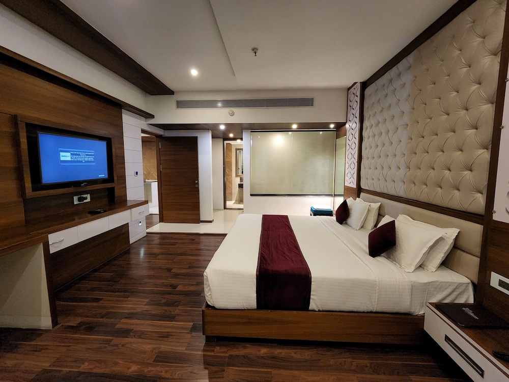 Hotel Preethi International 18/50
