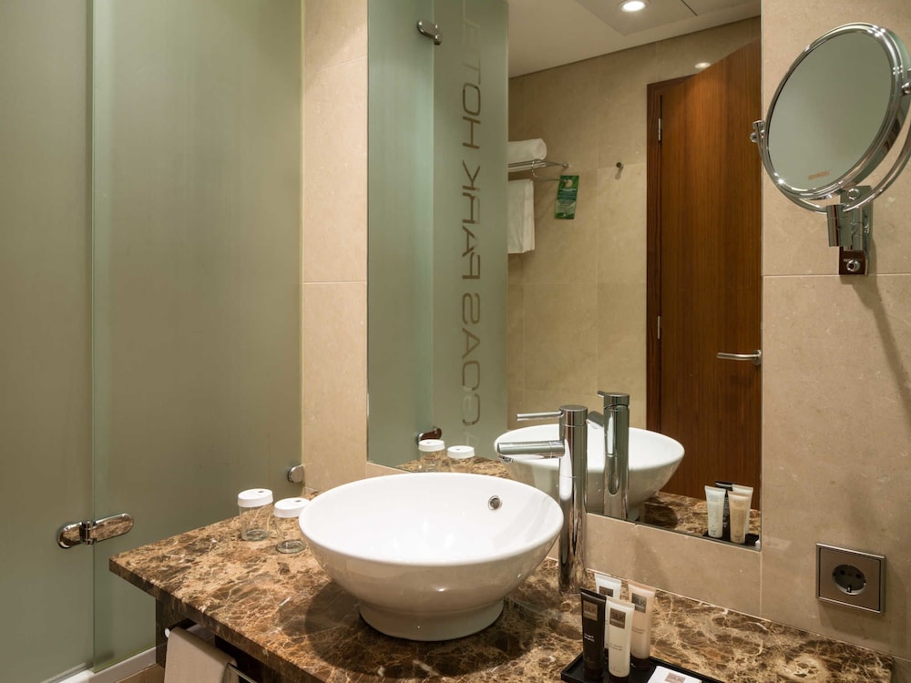 Lagoas Park Hotel 50/100