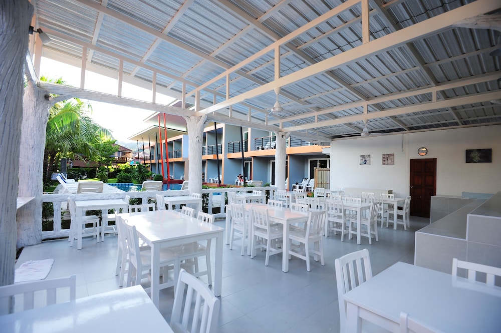 Phi Phi Anita Resort 59/76