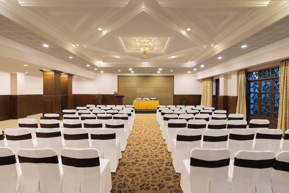 Sangam Hotel In Thanjavur 15/21