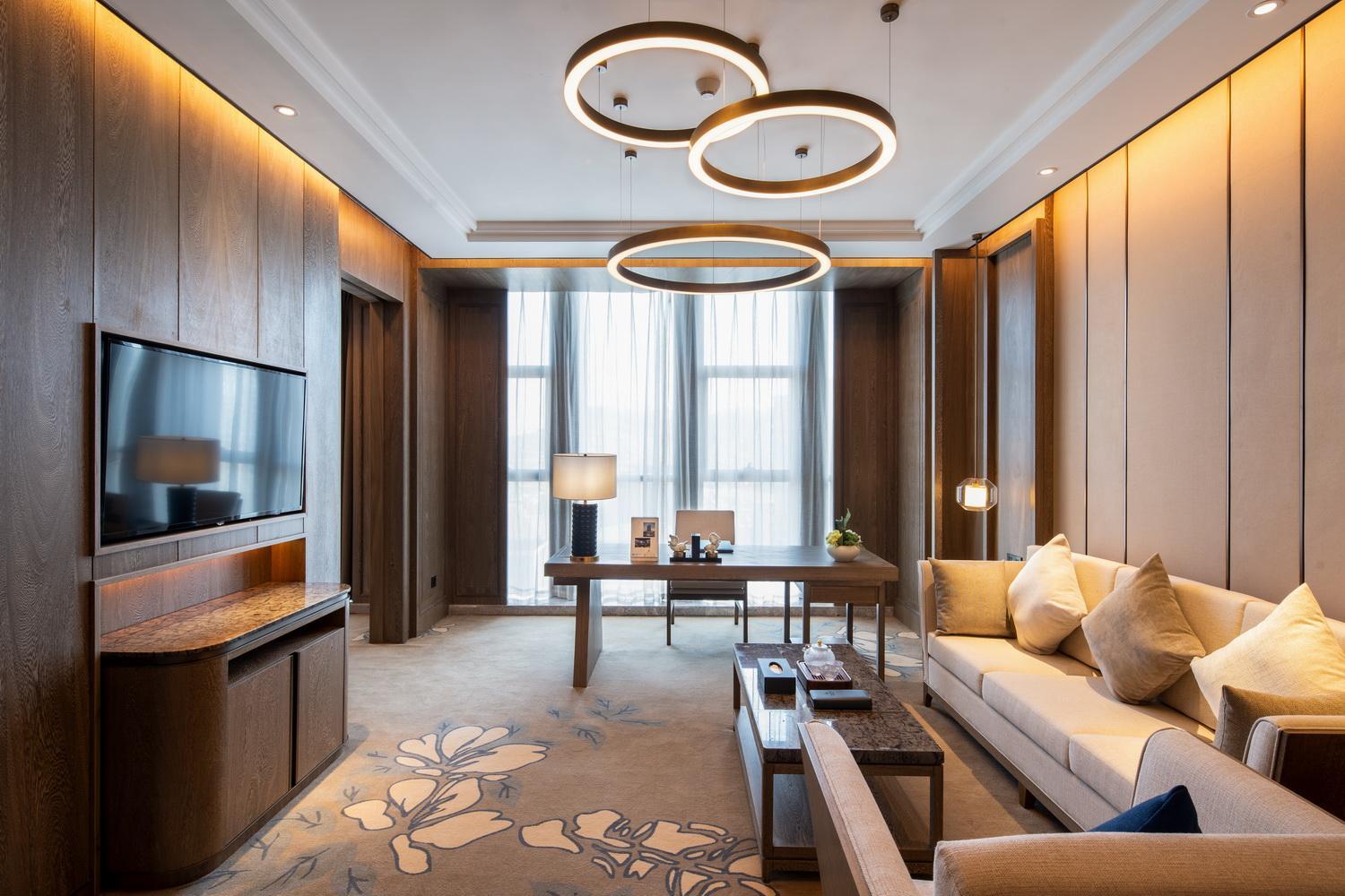 Jinling Hotel 46/65