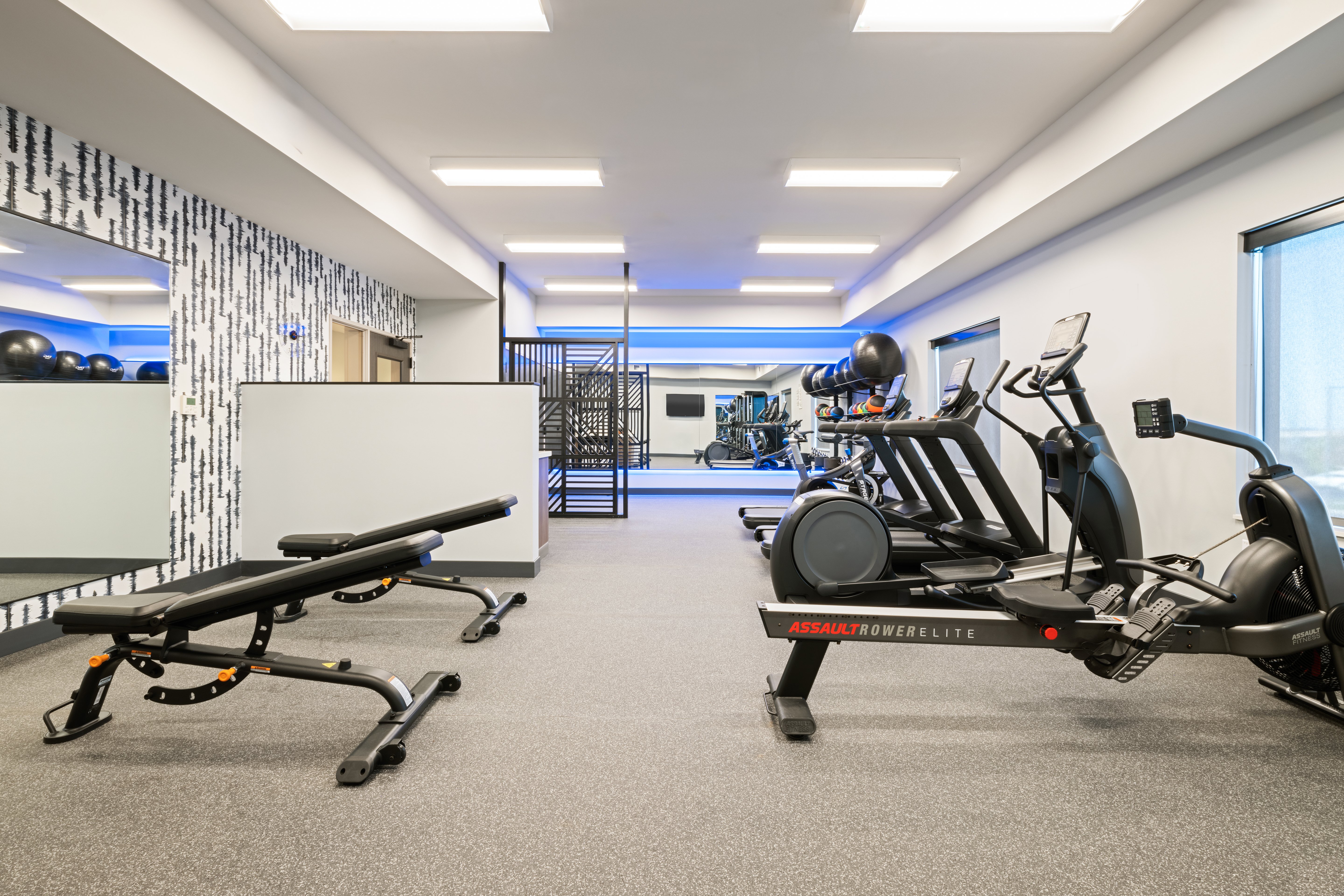 Atwell Suites Kansas City Airport by IHG 7/28