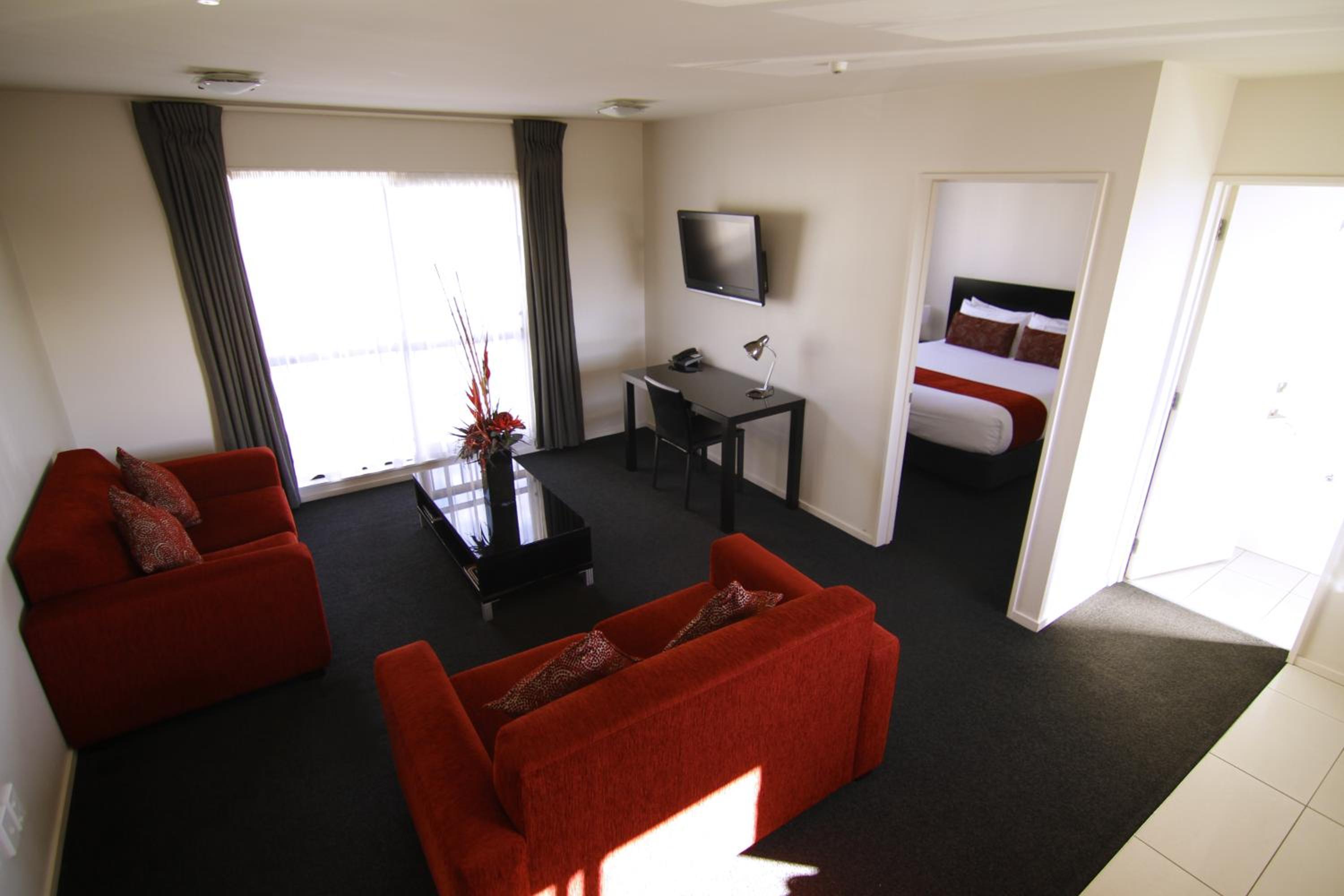 1 BEDROOM, EXECUTIVE, APARTMENT