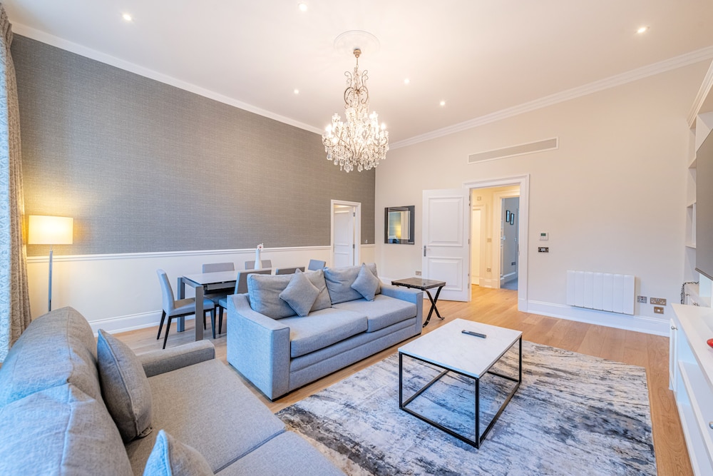 20 Hertford Street 31/50