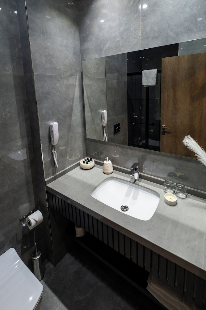 Buke Hotel Bomonti 61/62