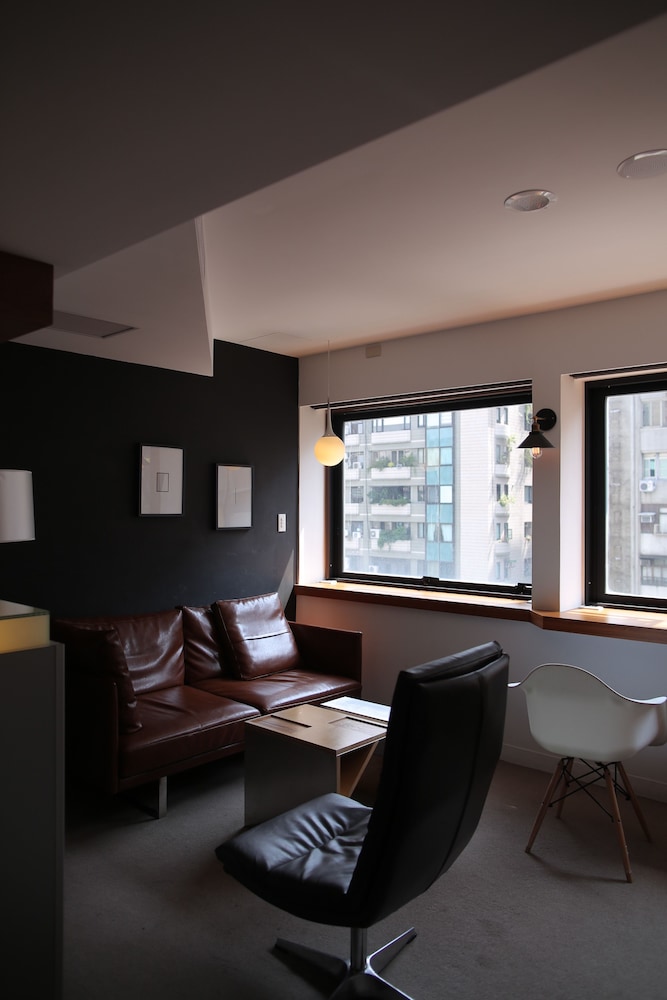 Daan Park Hotel 44/60