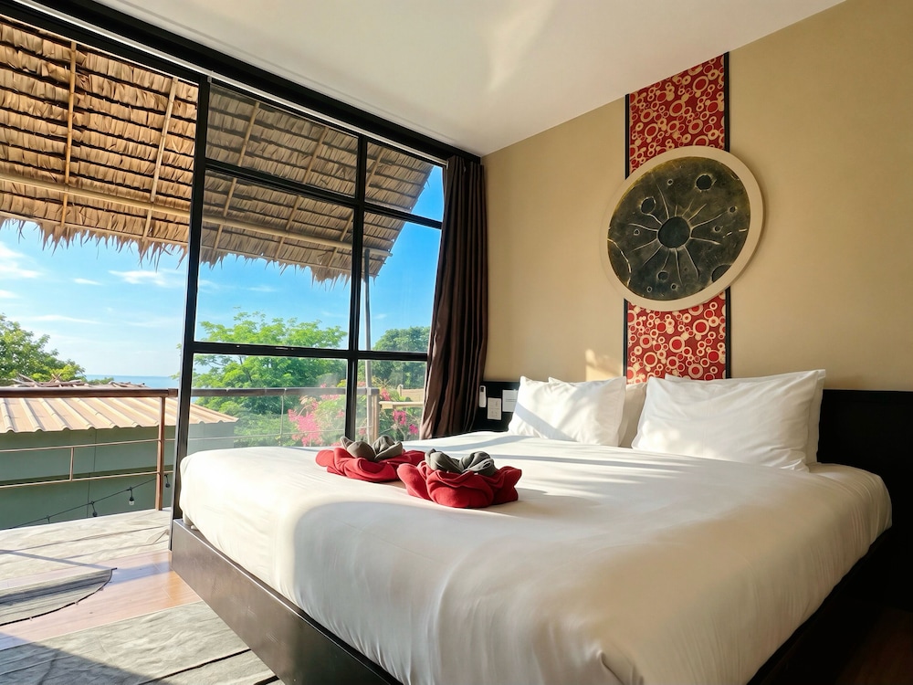 PHI PHI SEA SKY RESORT 20/66
